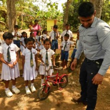 Donate Cloths in Sri Lanka