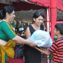 Donate Cloths in Sri Lanka