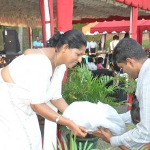 Donate Cloths in Sri Lanka