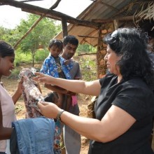 Donate Cloths in Sri Lanka