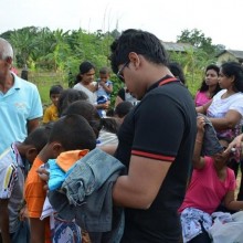 Donate Cloths in Sri Lanka