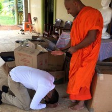 Donations to dhamma school in awukana 2019