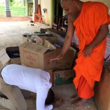 Donations to dhamma school in awukana 2019