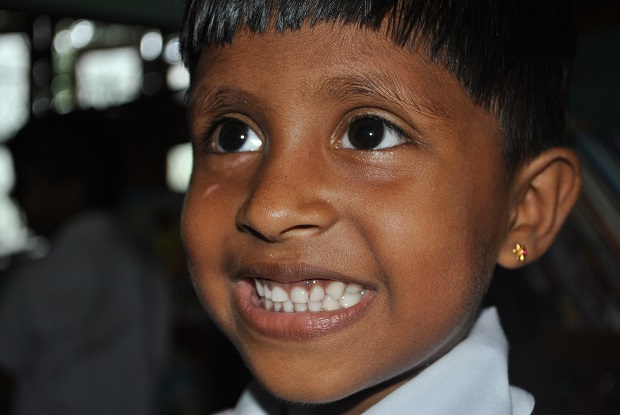 Help a child in Sri Lanka - Donate to children